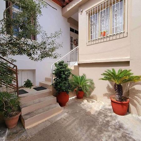 Вилла Mansion With Garden Кьятон Экстерьер фото